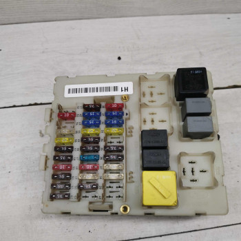 Блок предохранителей Ford Focus I