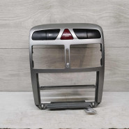 Рамка магнитолы Peugeot 307 