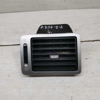 Дефлектор обдува салона левый Peugeot 307 