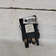 Кнопка аварийной сигнализации Audi 100 C4