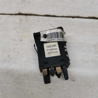 Кнопка аварийной сигнализации Audi 100 C4 Кнопка аварийной сигнализации Audi 100 C4