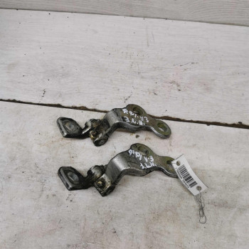 Петля двери задняя левая Ford Focus I дорестайлинг