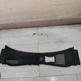 Декоративная накладка жабо дождевик водоотводящий щиток Volkswagen Passat B5 GP