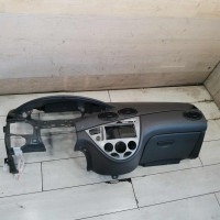 Торпедо Ford Focus I