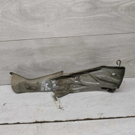 Кронштейн правый передней панели телевизора Audi 100 C4, Audi A6 C4 Кронштейн правый передней панели телевизора Audi 100 C4, Audi A6 C4