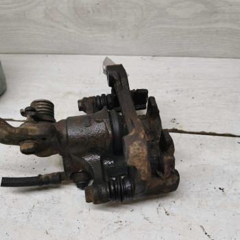 Суппорт задний левый Nissan almera n16