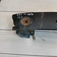 Усилитель переднего бампера ford Focus 1 Усилитель переднего бампера ford Focus 1