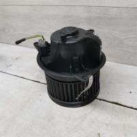 Моторчик печки салона Ford Focus I Моторчик печки салона Ford Focus I