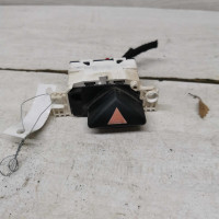 Кнопка аварийной сигнализации Ford Focus I Кнопка аварийной сигнализации Ford Focus I