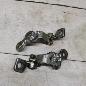 Петля двери задняя правая Ford Focus I