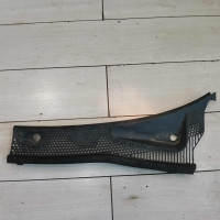 Декоративная накладка жабо дождевик водоотводящий щиток левый ford Focus 1 Декоративная накладка жабо дождевик водоотводящий щиток левый ford Focus 1