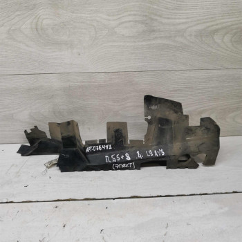 Заборник воздуха левый Volkswagen Passat B5 GP 