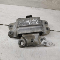 Опора МКПП подушка Volkswagen Passat b6