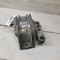 Опора двигателя подушка Volkswagen Passat b6