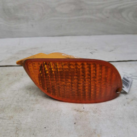 Указатель поворота правый в бампер Ford Focus I