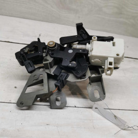 Замок крышки багажника Volkswagen Passat B5