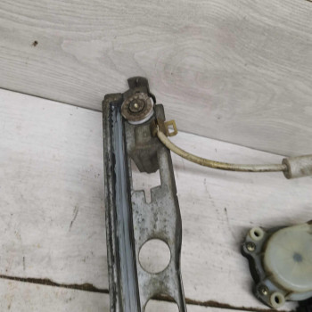 Стеклоподъёмник электрический передний правый Renault Mégane 2 Стеклоподъёмник электрический передний правый Renault Mégane 2