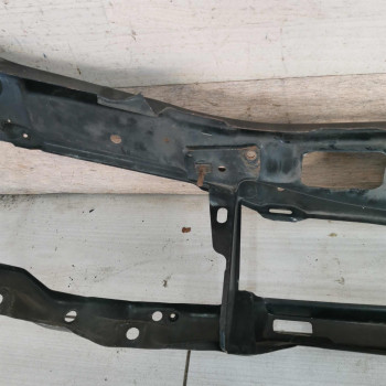 Передняя панель телевизор Volkswagen Passat b4