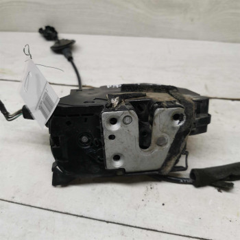 Замок двери передний правый Renault Fluence I рестайлинг
