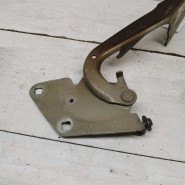 Петля капота левая Renault Fluence I рестайлинг