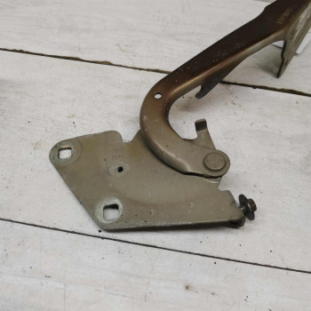 Петля капота левая Renault Fluence I рестайлинг