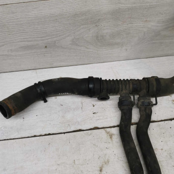 Патрубок водяного охлаждения Renault Mégane 2