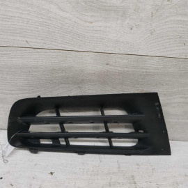 Решётка радиатора правая рестайлинг Renault Mégane 2