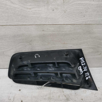 Решётка радиатора левая рестайлинг Renault Mégane 2