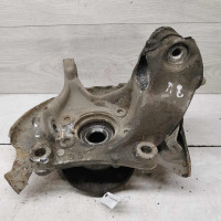 Кулак передний поворотный левый Volkswagen Passat b7, Volkswagen golf v