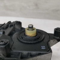 Замок двери задний левый Volkswagen Passat b6