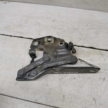 Петля капота правая Volkswagen Passat b6