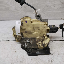 Замок двери задний правый Volkswagen Passat b7, Volkswagen Passat b6