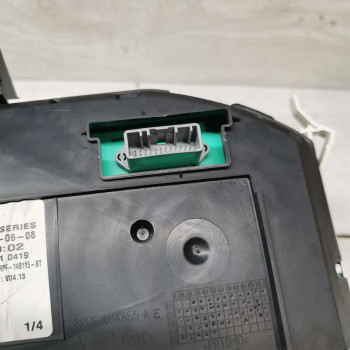 Панель приборов щиток Renault Mégane 2