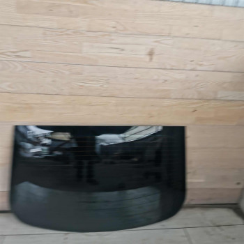 Стекло заднее Renault Fluence I рестайлинг