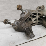 Кронштейн двигателя Volkswagen Golf IV, Volkswagen Bora, Skoda Octavia I