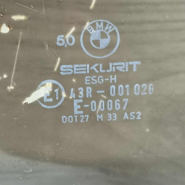 Стекло двери заднее правое BMW e28