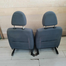 Сиденье переднее Nissan almera n16