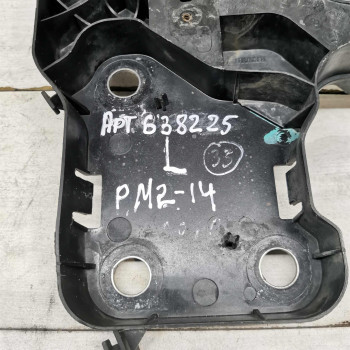 Кронштейн передней панели левый Renault scenic 2 Renault megane 2
