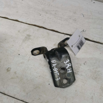 Петля двери задняя правая нижняя Nissan Almera III (G15)