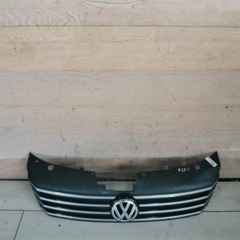 Решётка радиатора Volkswagen Passat b7