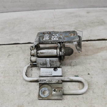 Петля двери передняя правая нижняя Volkswagen Passat b6, Volkswagen Passat b7