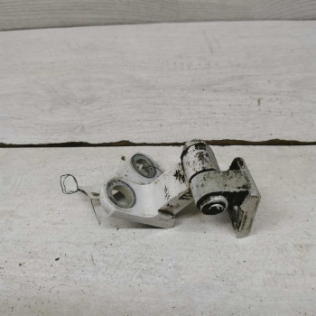 Петля двери задняя правая верхняя Volkswagen Passat b6, Volkswagen Passat b7
