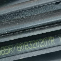 Уплотнитель двери передний левый Renault Arkana I