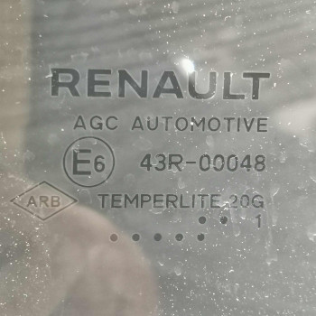 Стекло двери заднее правое Renault Arkana I Стекло двери заднее правое Renault Arkana I