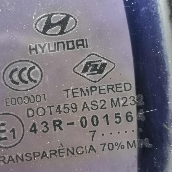 Стекло глухое заднее правое форточка Hyundai accent 2 Стекло глухое заднее правое форточка Hyundai accent 2