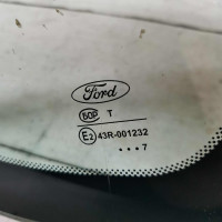 Стекло глухое заднее правое форточка Ford Focus 2
