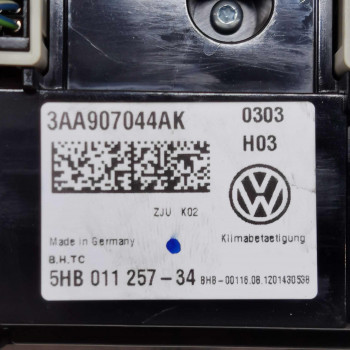 Блок управления климатом контролем Volkswagen Passat b7 Блок управления климатом контролем Volkswagen Passat b7