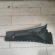 Декоративная накладка жабо дождевик водоотводящий щиток левый Kia Sorento I