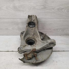 Кулак поворотный передний правый Passat b6, Volkswagen Passat b7