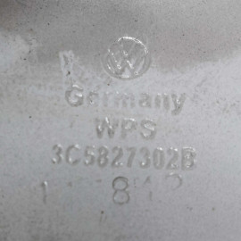 Петля крышки багажника правая Volkswagen Passat b7